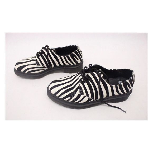 💋Dr. Marten's size 39 Zebra Supreme 2046 Shoes - Picture 2 of 4